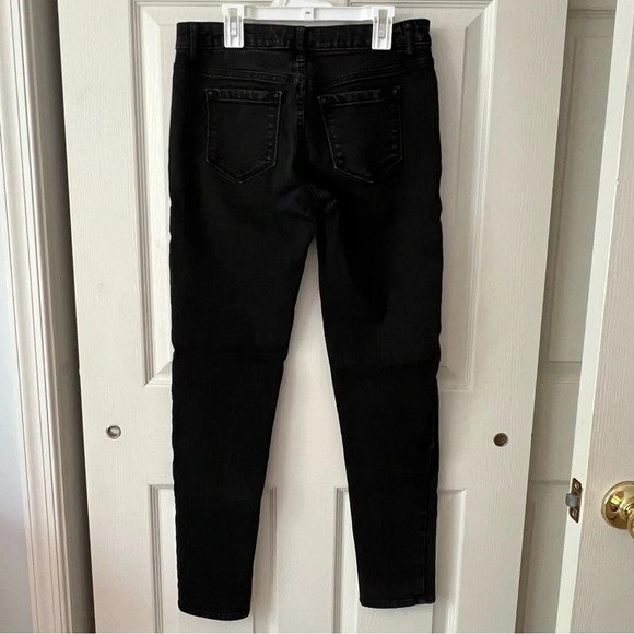 Simple Vera Wang Womens Pants 4 Mid-Rise‎ Black Denim Jeans Casual Streetwear - Picture 2 of 12